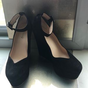 Women’s Shoes